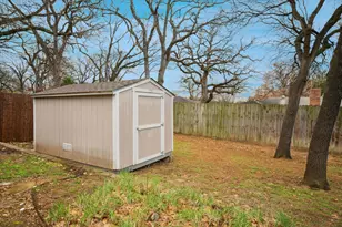 2829 Southridge Dr, Grapevine, TX 76051 - Photo 38