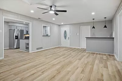 2829 Southridge Drive, Grapevine, TX 76051 - Photo 4