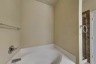 611 Jennie Marie Cir, Ferris, TX 75125 - Photo 10