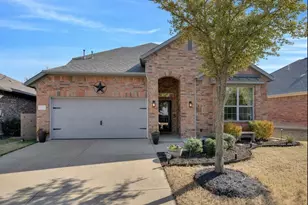 15420 Elm Bluff Way, Fort Worth, TX 76262 - Photo 2