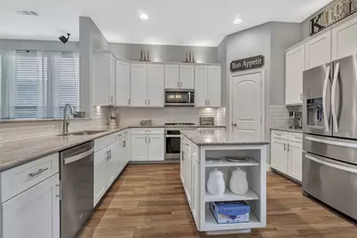 15420 Elm Bluff Way, Fort Worth, TX 76262 - Photo 18