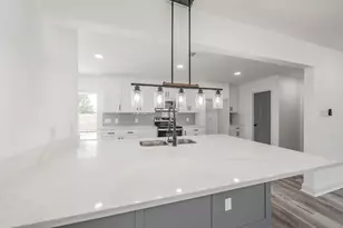 207 N Hickory St, Venus, TX 76084 - Photo 20