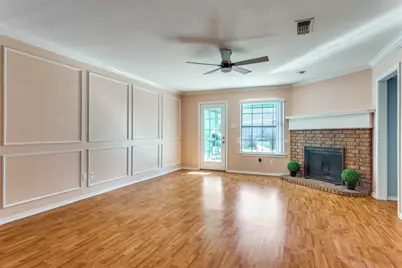 5029 Barberry Drive, Fort Worth, TX 76133 - Photo 4