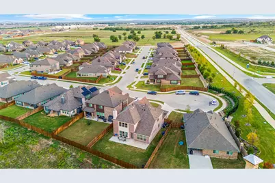 4832 Hazy Hollow Lane, Fort Worth, TX 76036 - Photo 8