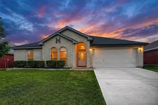 1005 Caleb St, Burleson, TX 76028 - Photo 2