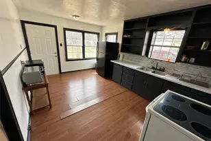 1809 9th St, Brownwood, TX 76801 - Photo 14