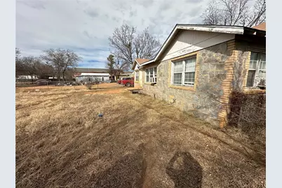 1809 9th Street, Brownwood, TX 76801 - Photo 16