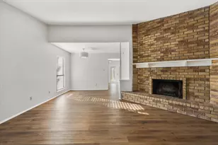 944 Longhorn Dr, Plano, TX 75023 - Photo 8