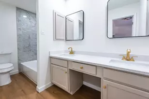 403 Kalmia Dr, Arlington, TX 76018 - Photo 18