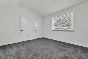 403 Kalmia Dr, Arlington, TX 76018 - Photo 16