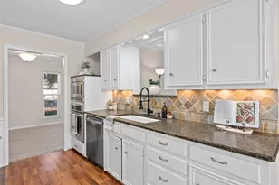 2100 Friar Tuck Dr, Arlington, TX 76013 - Photo 6