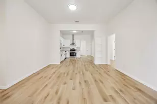 915 Centre St, Dallas, TX 75208 - Photo 8