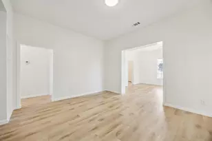 915 Centre St, Dallas, TX 75208 - Photo 10