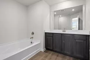 401 Gib Woodall Dr, Venus, TX 76084 - Photo 8