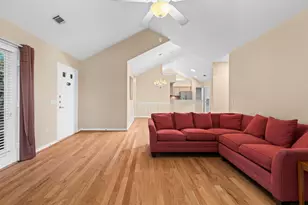 1023 Bridges Dr, Arlington, TX 76012 - Photo 14