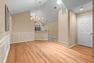 1023 Bridges Drive, Arlington, TX 76012 - Photo 10