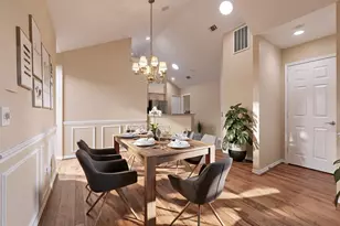 1023 Bridges Dr, Arlington, TX 76012 - Photo 10