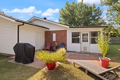 609 Norwood Drive, Hurst, TX 76053 - Photo 20