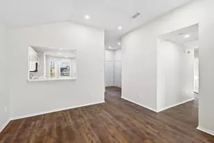 5910 Fawn Meadow Trail, Arlington, TX 76017 - Photo 4