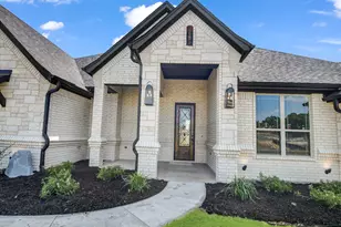 2000 Forest Bridge Dr, Azle, TX 76020 - Photo 2