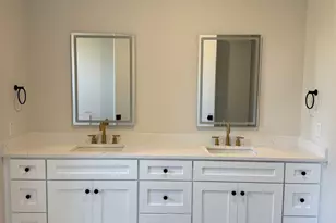 1629 E Tucker St, Fort Worth, TX 76104 - Photo 14