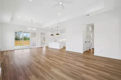 1629 E Tucker Street, Fort Worth, TX 76104 - Photo 14