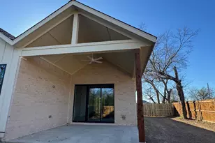 1629 E Tucker St, Fort Worth, TX 76104 - Photo 30