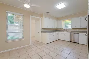 6530 Danbury Ln, Dallas, TX 75214 - Photo 12