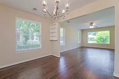 6530 Danbury Lane, Dallas, TX 75214 - Photo 14