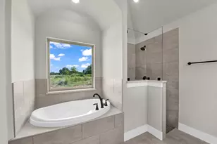 1040 Arbor Vista Dr, Azle, TX 76020 - Photo 32