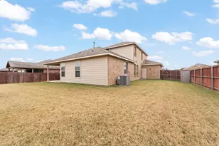 411 Skipper Ln, Azle, TX 76020 - Photo 32