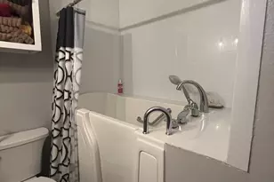 604 Broken Arrow, Quinlan, TX 75474 - Photo 12