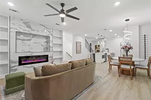 923 Walkway St, Dallas, TX 75212 - Photo 16