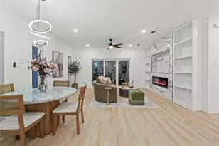 923 Walkway St, Dallas, TX 75212 - Photo 14