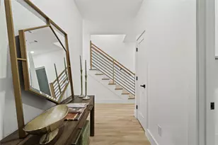 923 Walkway St, Dallas, TX 75212 - Photo 4