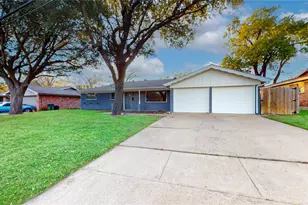 1417 Karla Dr, Hurst, TX 76053 - Photo 2