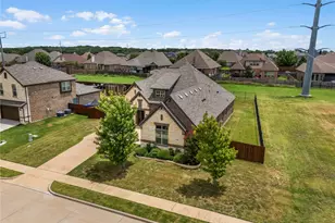 1441 Grassy Meadows Dr, Burleson, TX 76058 - Photo 32