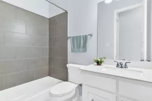 917 Queens Lk Trl, McKinney, TX 75071 - Photo 32