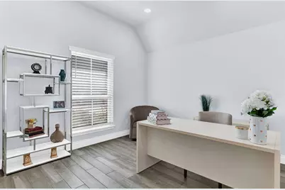 917 Queens Lake Trail, McKinney, TX 75071 - Photo 6