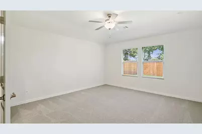 710 Edgehurst Drive, McKinney, TX 75071 - Photo 22