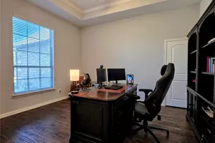 2015 Alps Ct, Cedar Hill, TX 75104 - Photo 6