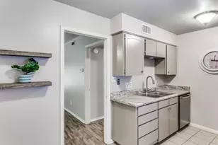 4022 Ridglea Country Club Dr, Fort Worth, TX 76126 - Photo 12