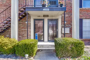 4022 Ridglea Country Club Dr, Fort Worth, TX 76126 - Photo 2