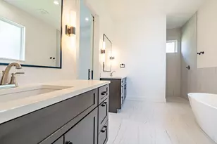 554 Helena Dr, Granbury, TX 76048 - Photo 28