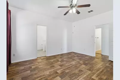 1125 Timber Creek Drive, Lewisville, TX 75067 - Photo 32