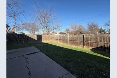 901 Fiero Drive, Arlington, TX 76001 - Photo 24