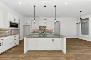 801 Holiday Hills Dr, Mineral Wells, TX 76067 - Photo 10