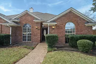 1301 Iowa Dr, Plano, TX 75093 - Photo 4