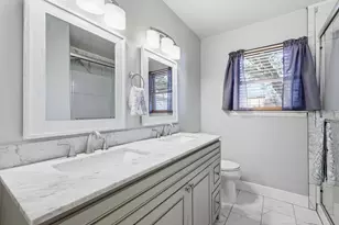 1204 Crestview Dr, Hurst, TX 76053 - Photo 28