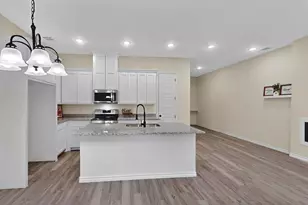 417 Martin Luther King Jr St, Sulphur Springs, TX 75482 - Photo 10